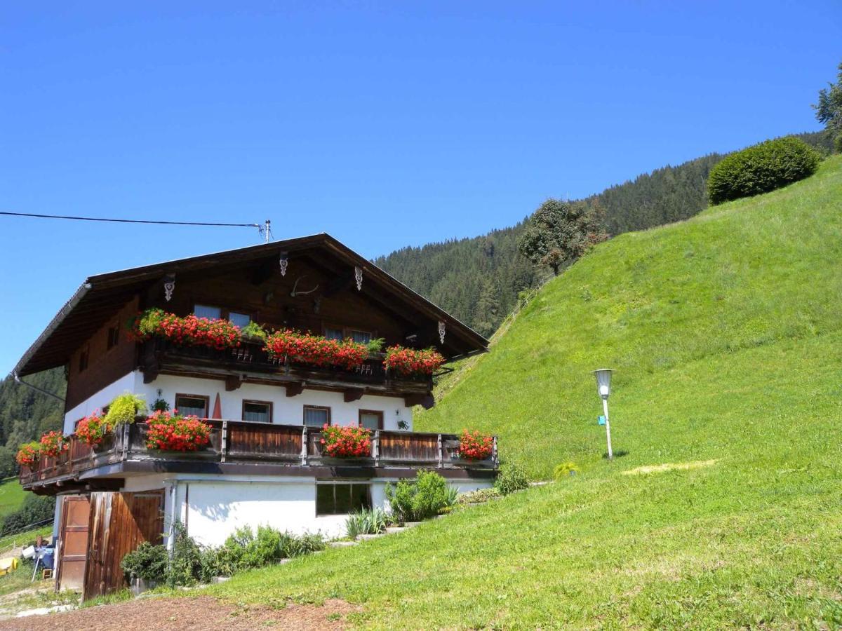 Apartment In Bruck Am Ziller/zillertal 857 *